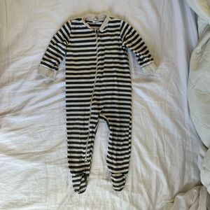 Thick striped organic PJ onsie zipper